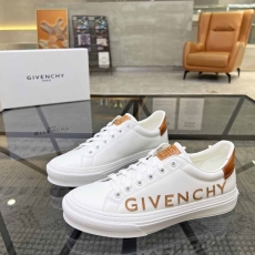 Givenchy Sneakers